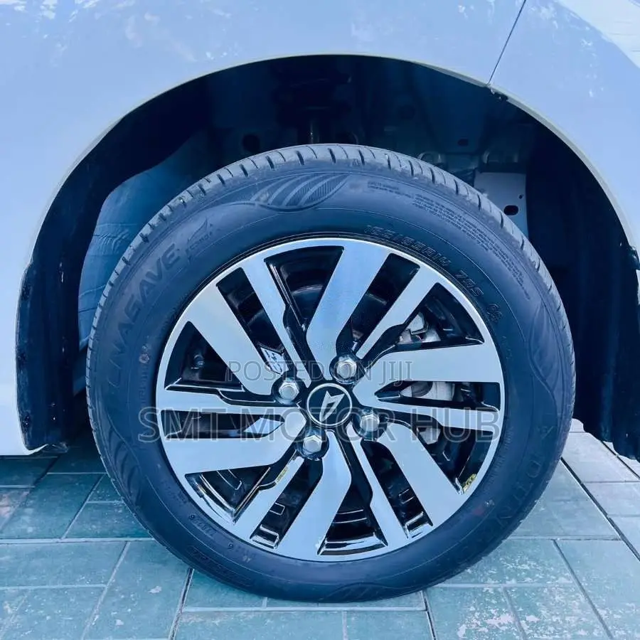 Toyota Roomy CUSTOM G THOR 2025 Car Unregistered (Recondition)