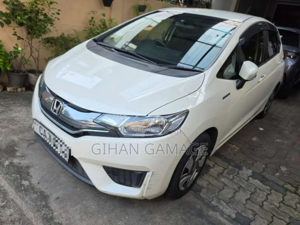 Honda Fit 2015 Car (Used)