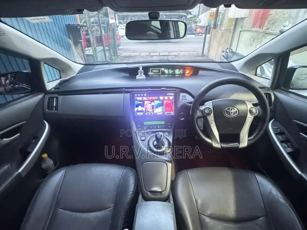 Toyota Prius 2011 Car (Used)
