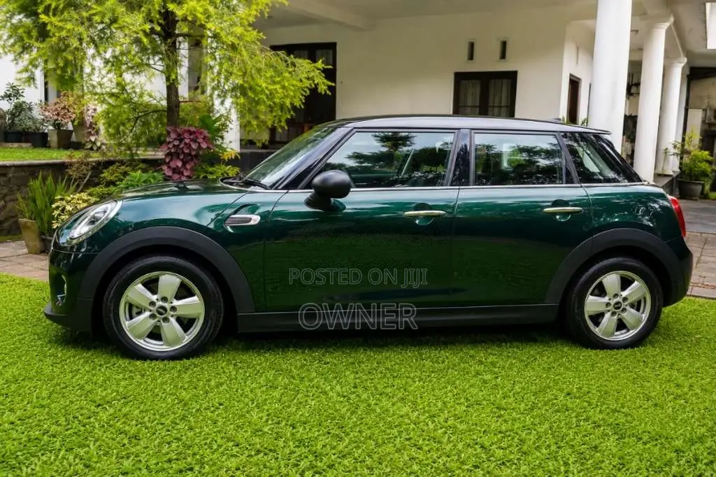 Mini Cooper 2017 Car (Used)