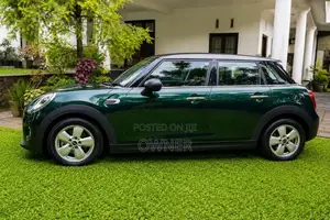 Mini Cooper 2017 Car (Used)