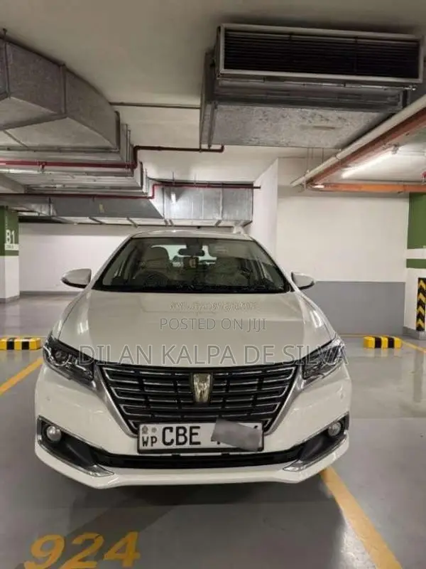 Toyota Premio 2018 Car (Used)