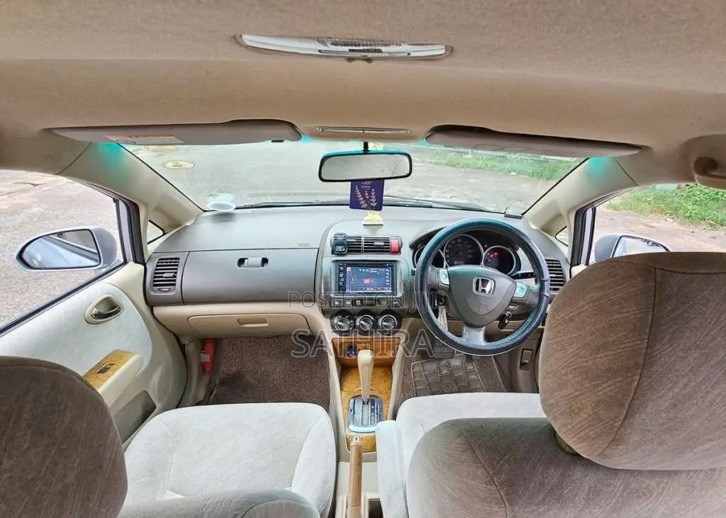 Honda Fit Aria GD8 2006 Car (Used)