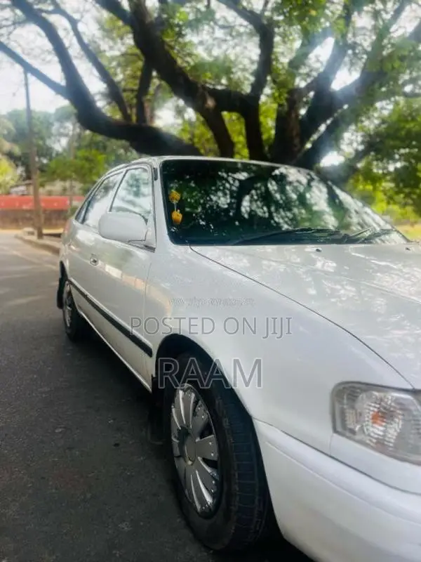 Toyota Sprinter 2000 Car (Used)