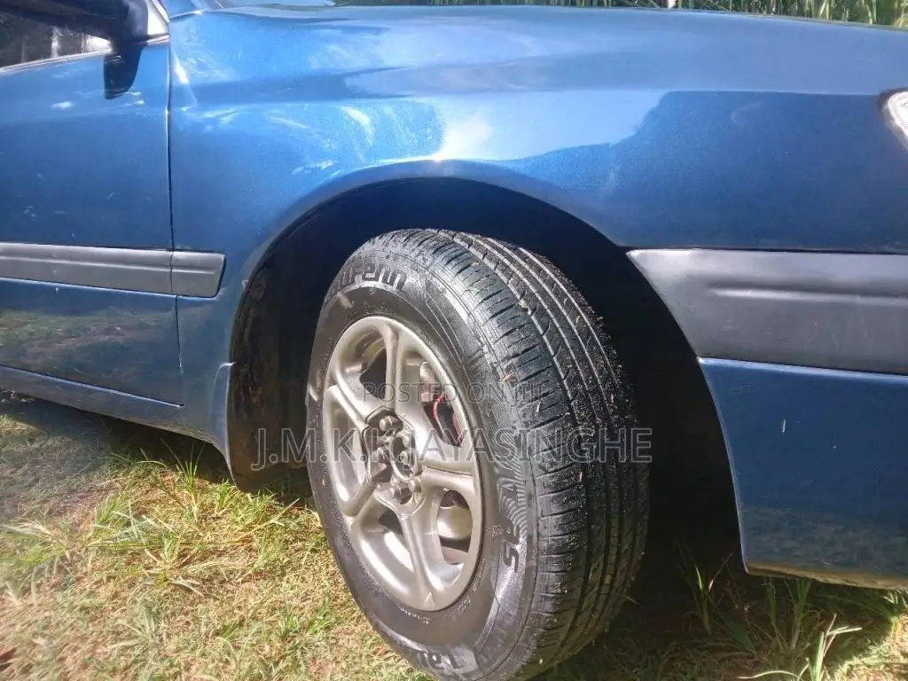 Toyota Corona 1996 Car (Used)