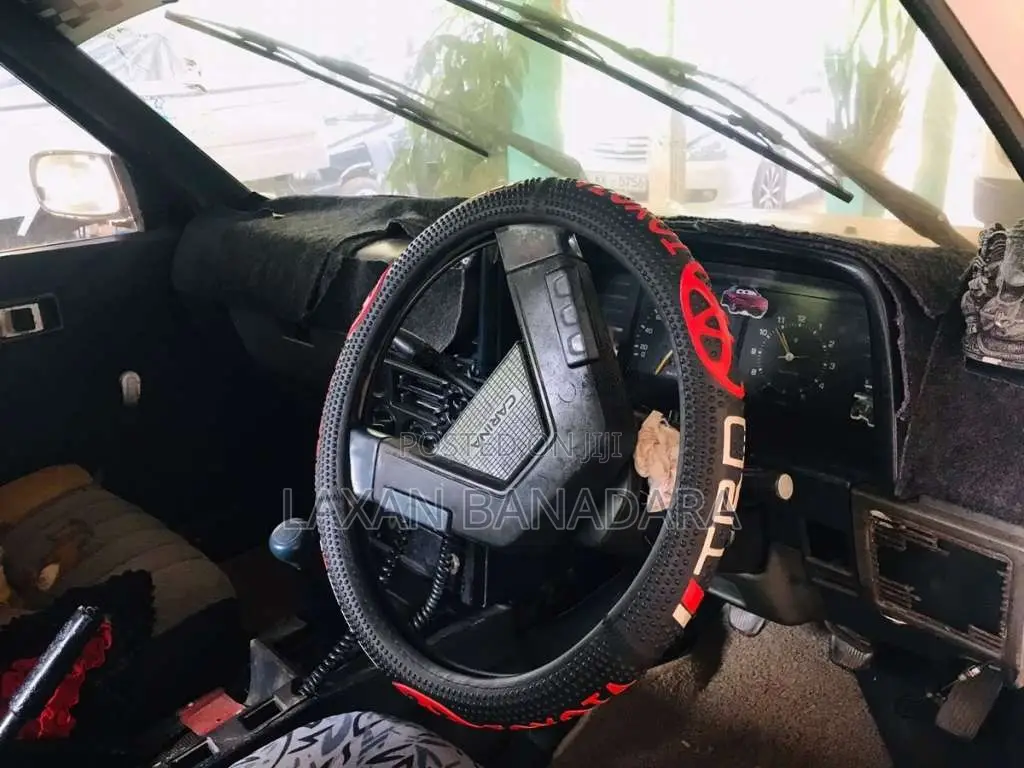 Toyota AA60 1984 Car (Used)