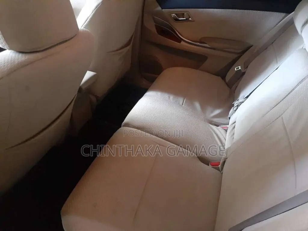 Toyota Premio 2013 Car (Used)