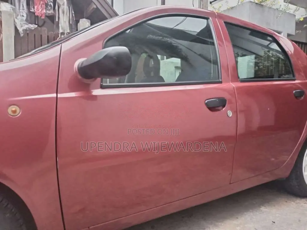 Fiat Punto 2002 Car (Used)