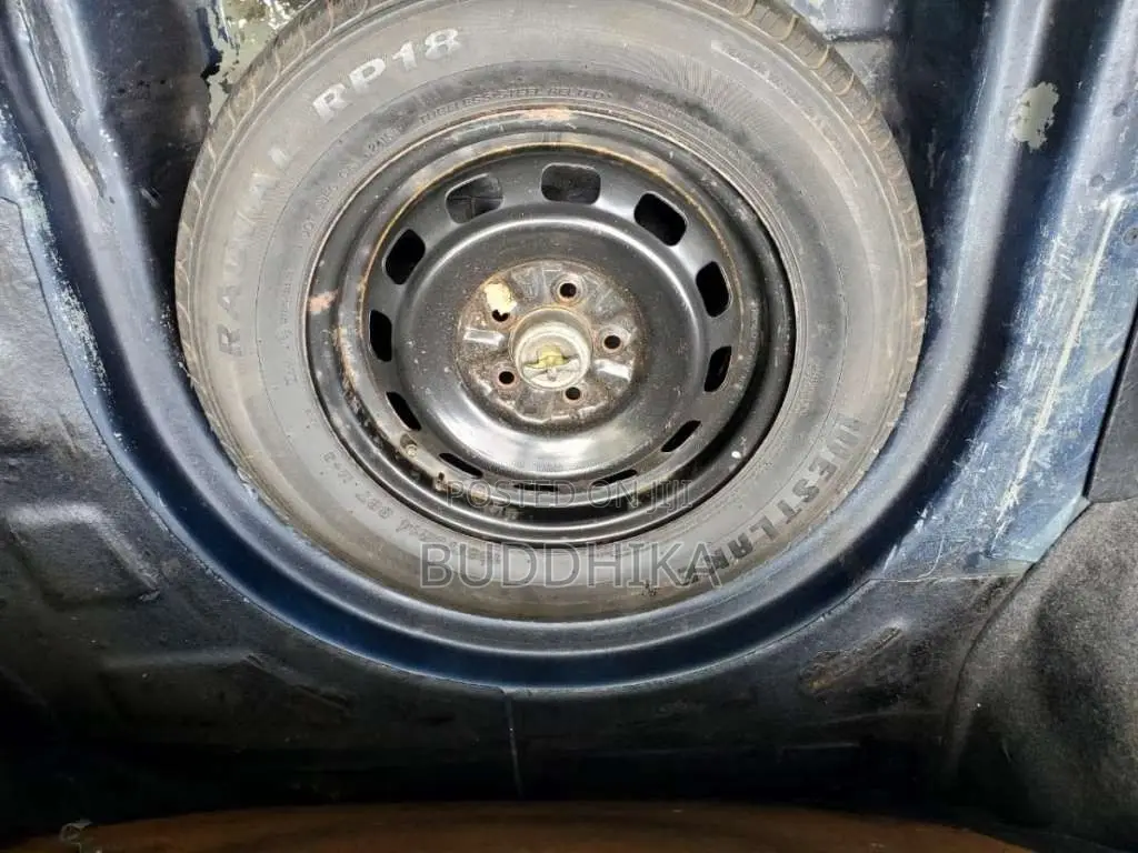 Toyota Carina 1998 Car (Used)