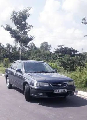 Nissan FB15 2002 Car (Used)