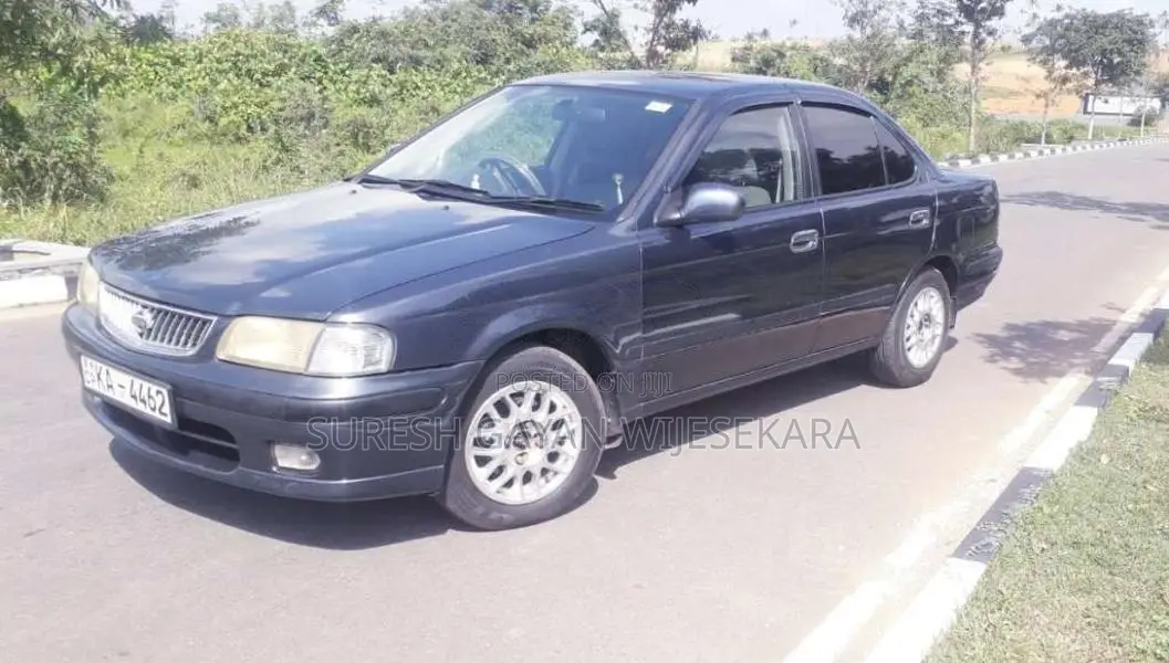 Nissan FB15 2002 Car (Used)