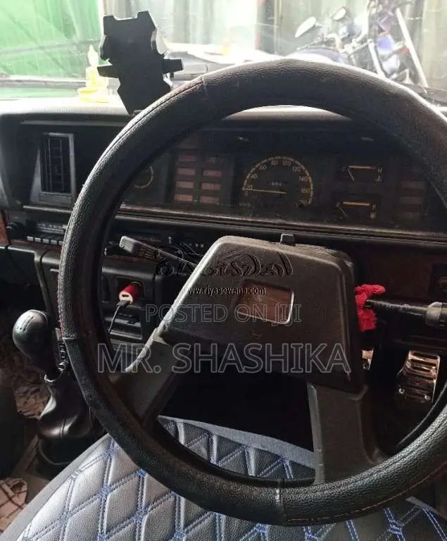 Daihatsu Charmant EA35 1987 Car (Used)