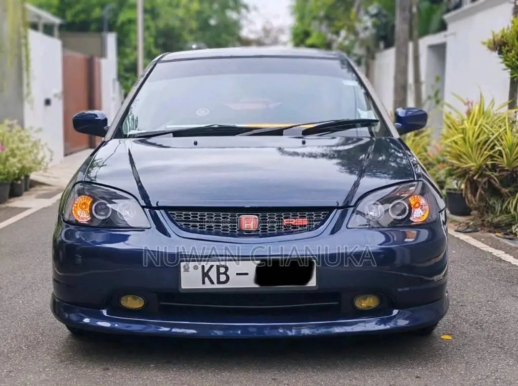 Honda ES8 RS Model 2000 Car (Used)