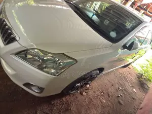 Toyota Premio 2012 Car (Used)