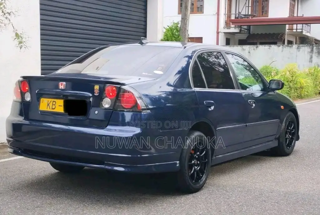 Honda ES8 RS Model 2000 Car (Used)