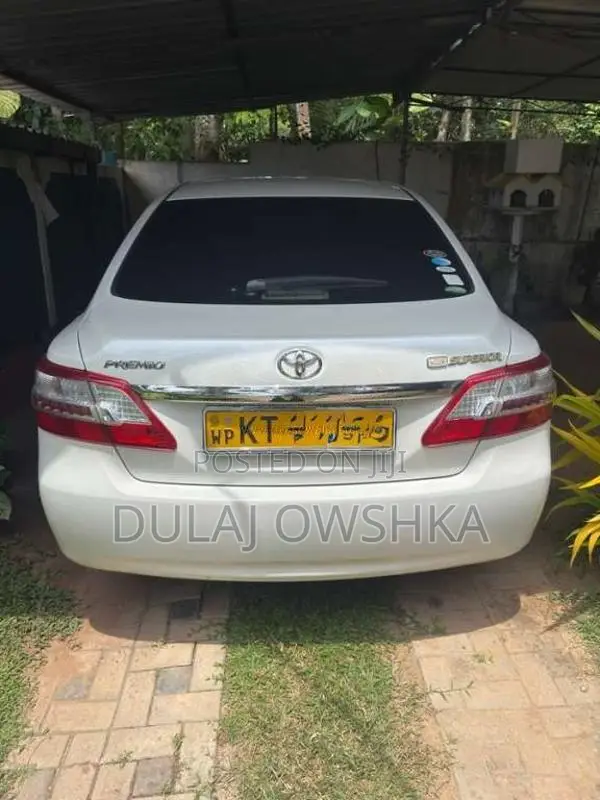 Toyota Premio 2012 Car (Used)