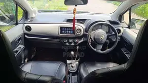 Toyota Vitz 2012 Car (Used)