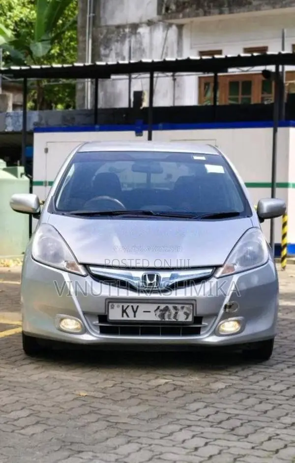 Honda Fit 2013 Car (Used)
