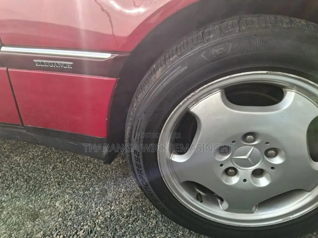 Mercedes-Benz C250 1995 Car (Used)