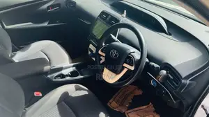 Toyota Prius 2016 Car (Used)