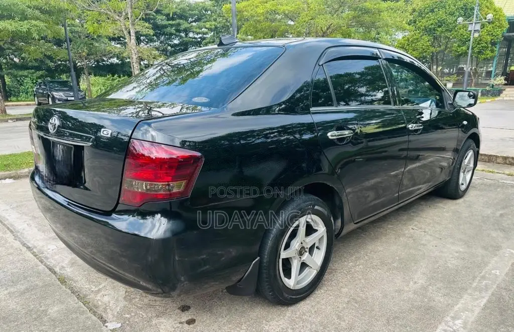 Toyota Axio G Grade 2009 Car (Used)