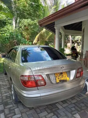 Nissan N16 2000 Car (Used)