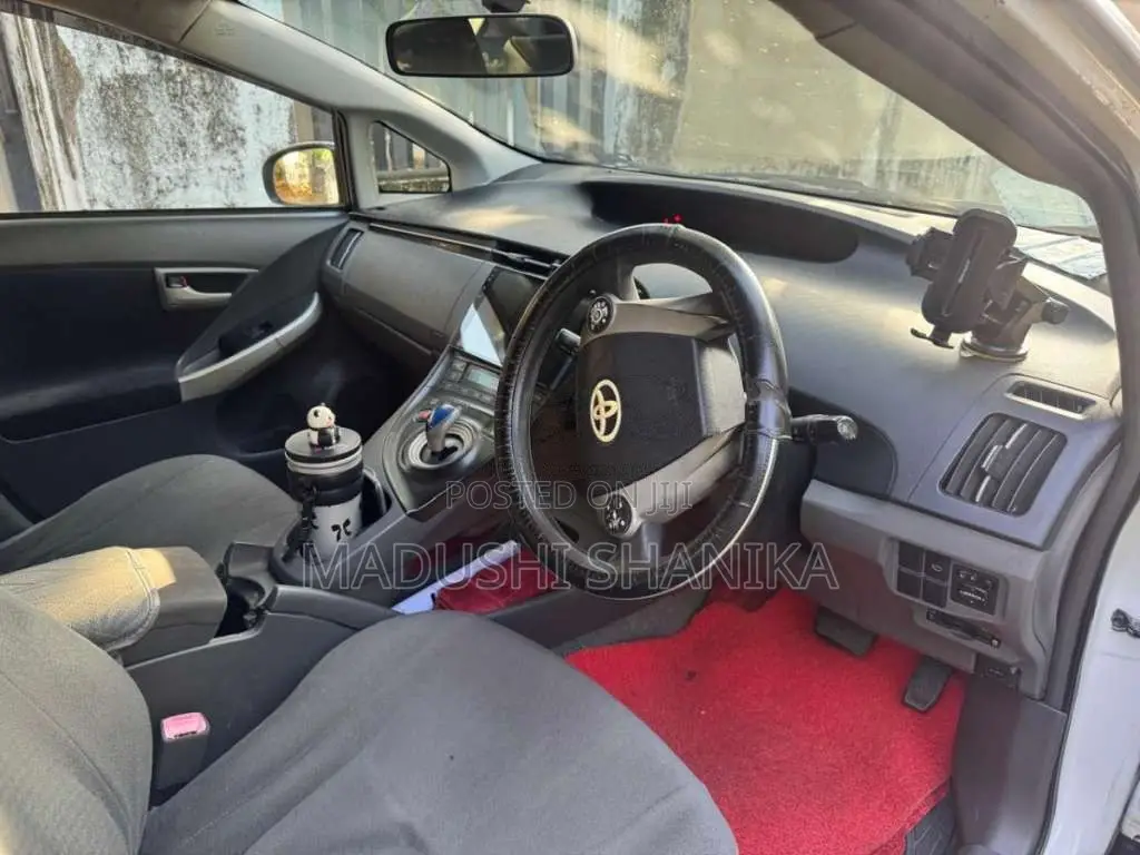 Toyota Prius 2009 Car (Used)