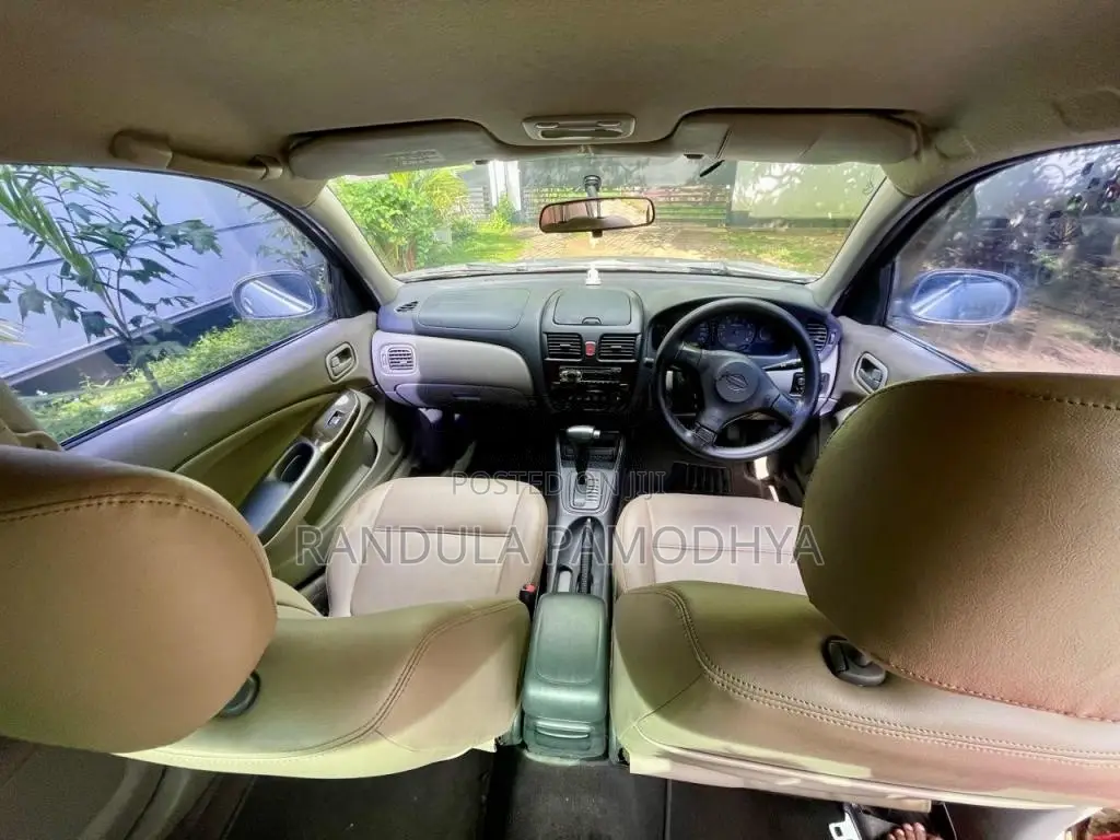Nissan N16 2004 Car (Used)