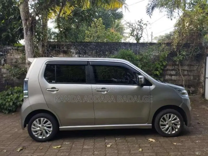 Suzuki Wagon R Stingray 2016 Car (Used)
