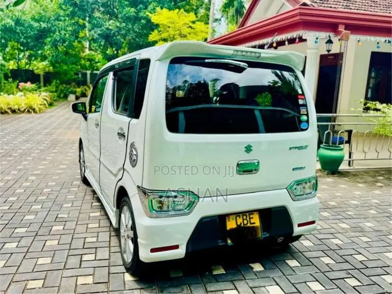 Suzuki Wagon R Stingray 2018 Car (Used)