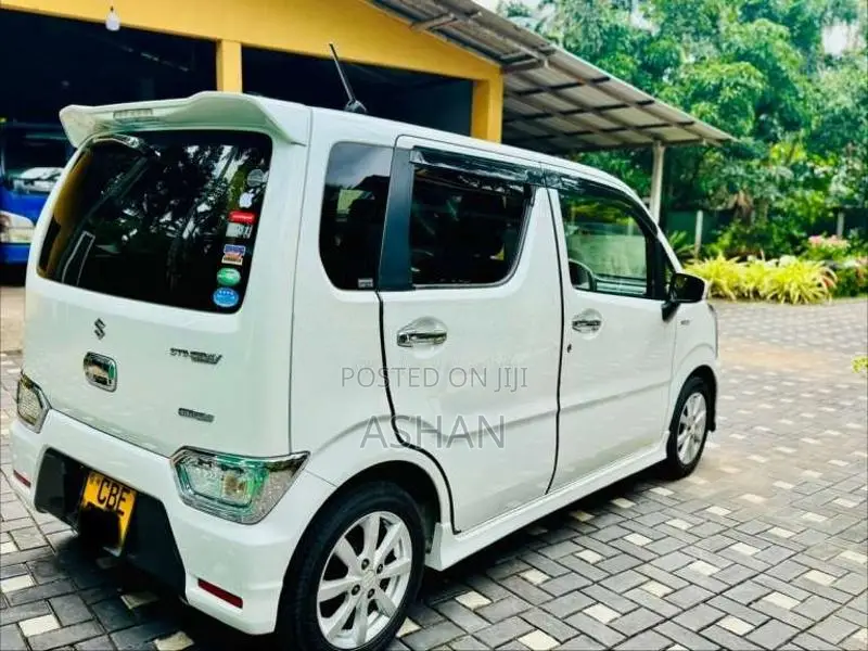 Suzuki Wagon R Stingray 2018 Car (Used)