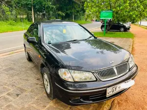 Nissan N16 2003 Car (Used)