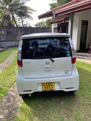 Nissan Dayz Highway Star 2015 Car (Used)