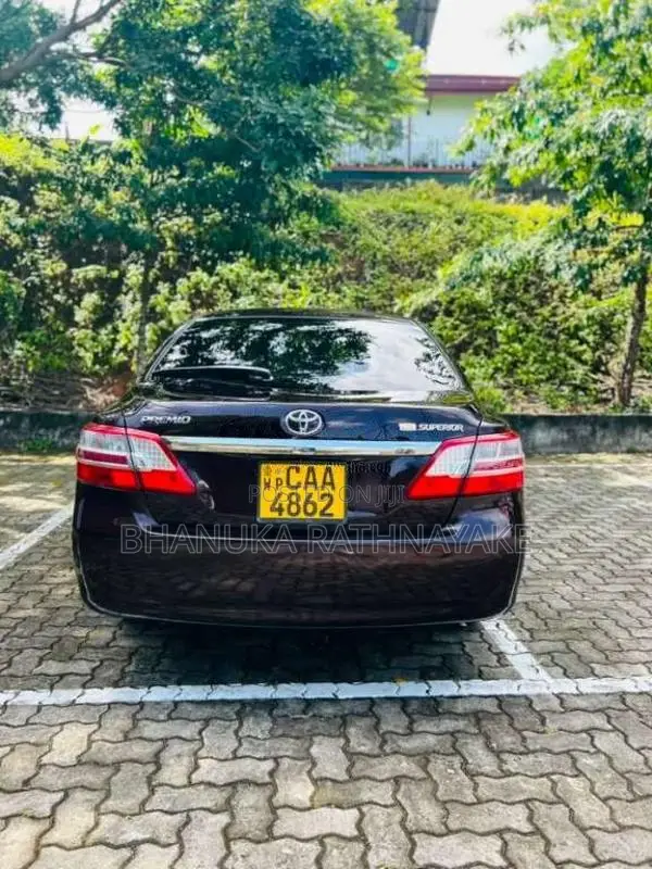 Toyota Premio 2014 Car (Used)