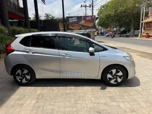 Honda Fit 2014 Car (Used)