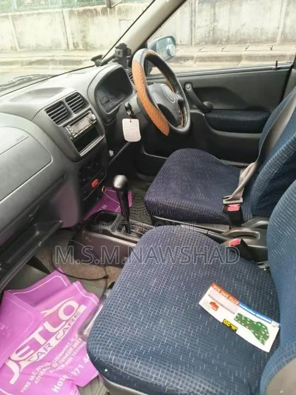 Suzuki Swift 2002 Car (Used)
