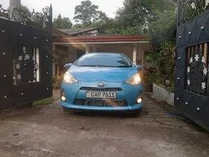 Toyota Aqua 2013 Car (Used)