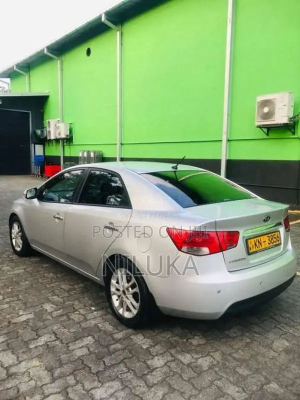 Kia Cerato 2012 Car (Used)