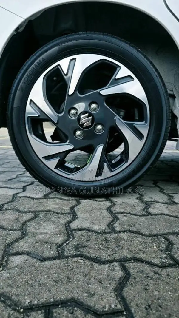 Suzuki Spacia Custom GS Hybrid 2023 Car Unregistered (Recondition)