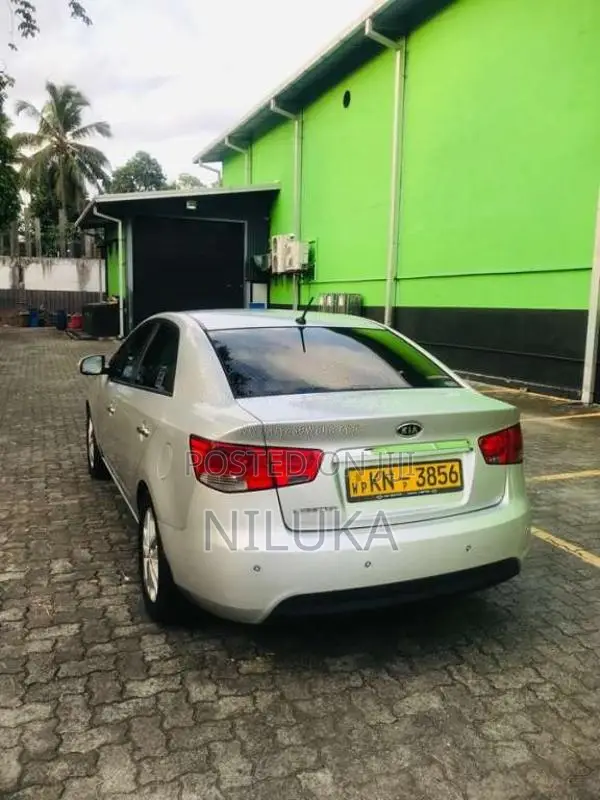 Kia Cerato 2012 Car (Used)