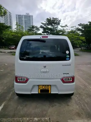 Suzuki Wagon R FX 2018 Car (Used)