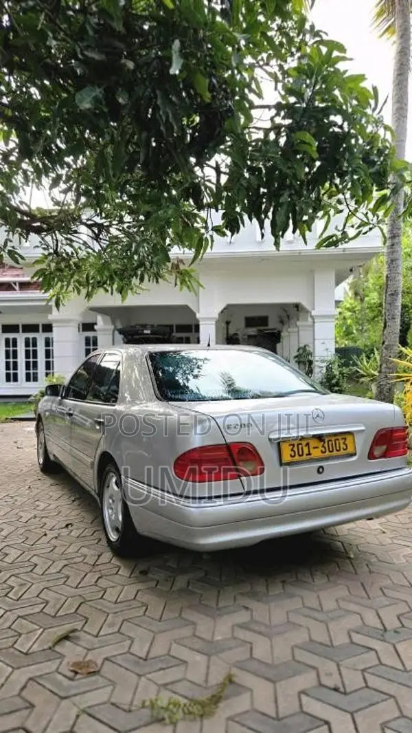 Mercedes-Benz W210 1997 Car (Used)