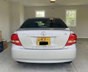 Toyota Axio 2011 Car (Used)
