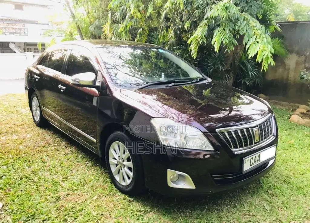 Toyota Premio 2013 Car (Used)
