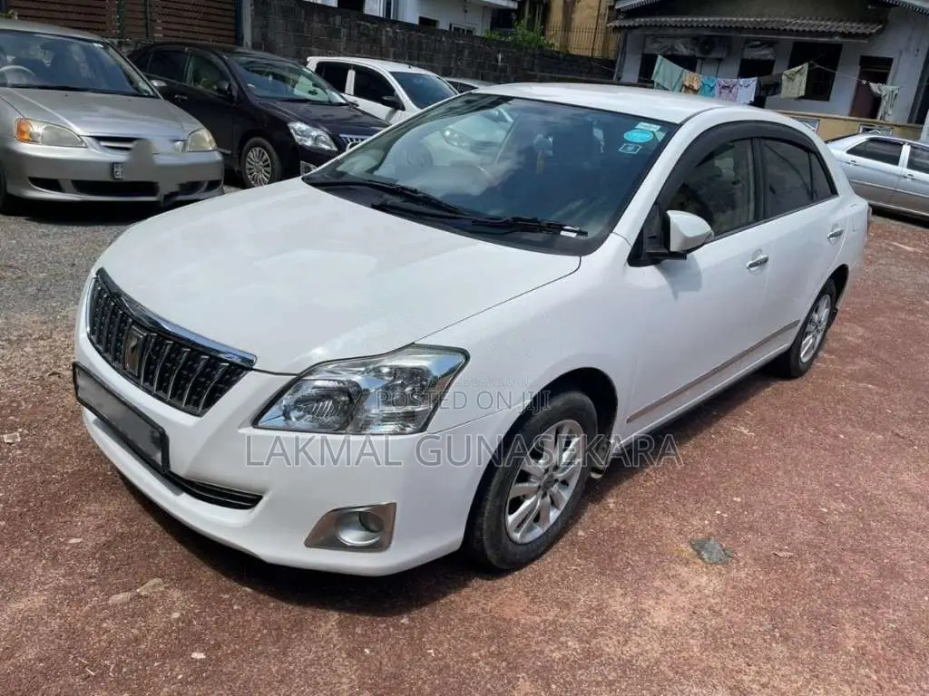Toyota Premio 2013 Car (Used)