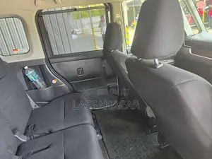 Toyota Roomy Custom G 2018 Car (Used)
