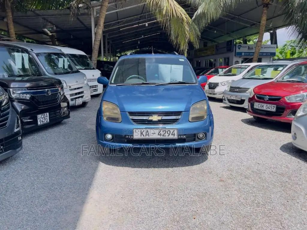 Chevrolet Cruze 2004 Car (Used)