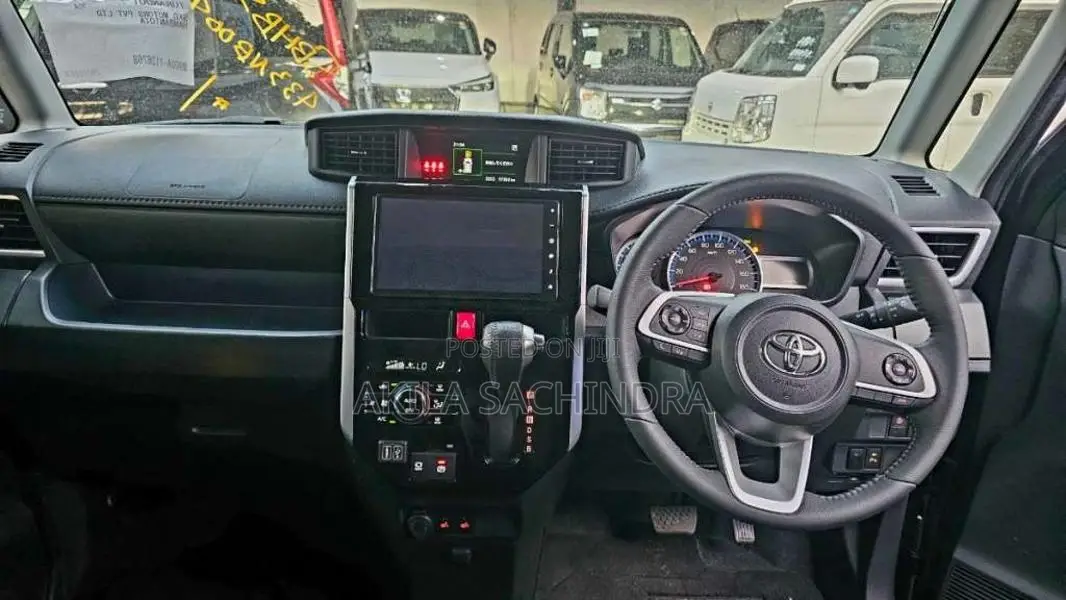 Toyota Roomy Custom G 2024 Car Unregistered (Recondition)