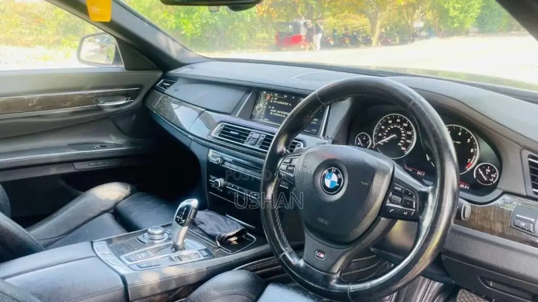 BMW 740 2014 Car (Used)