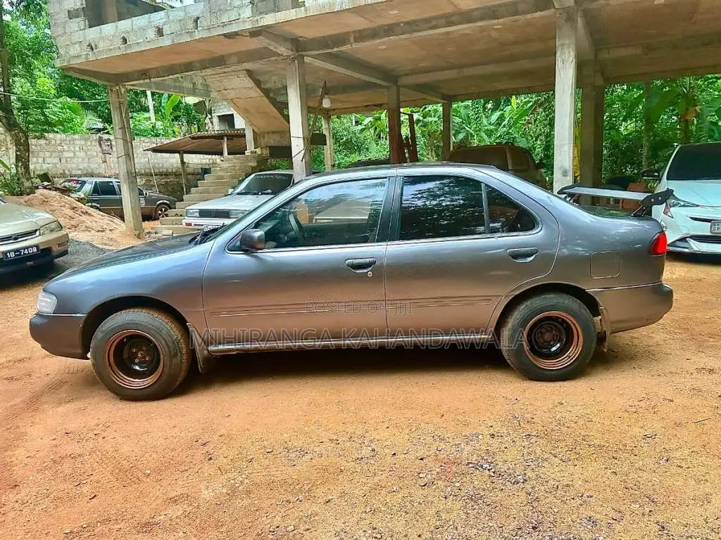 Nissan Sunny FB14 1995 Car (Used)